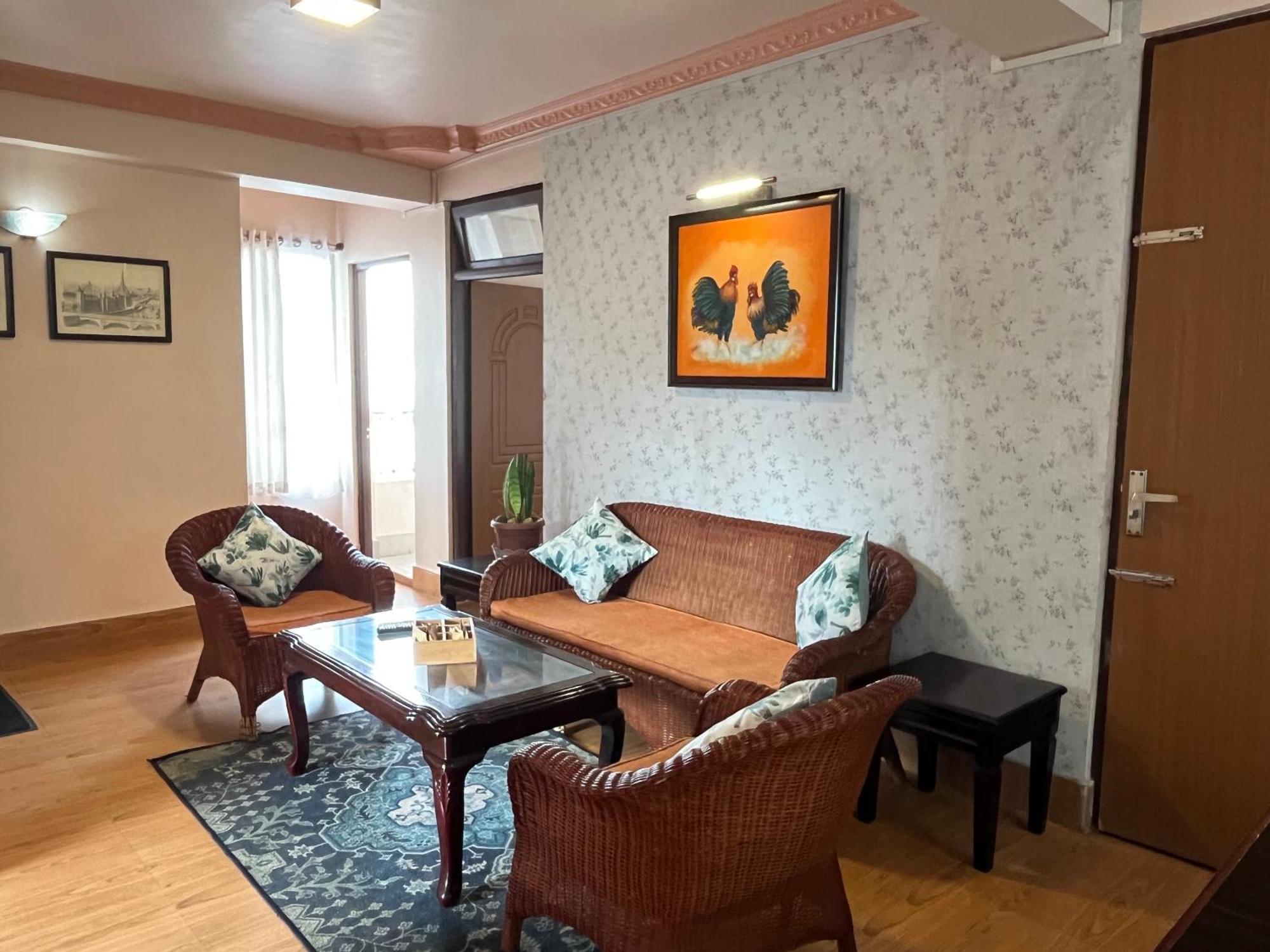 Primrose Apartment Дарджилинг Екстериор снимка